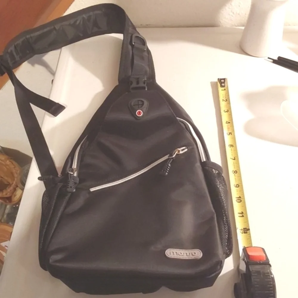 Mosiso sling backpack
